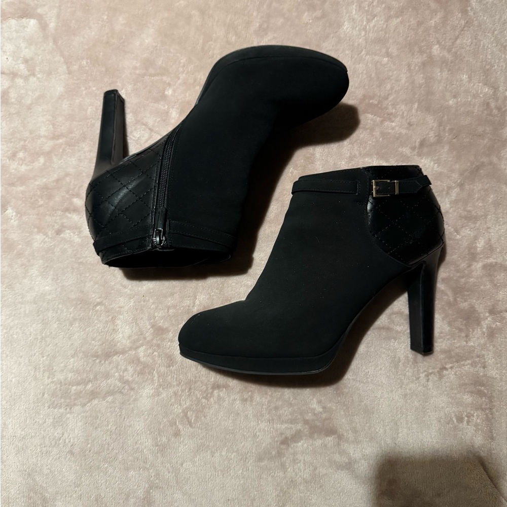 Chic Black Heeled Ankle Boots